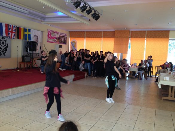Танцевальный клуб. Турция. 8 марта